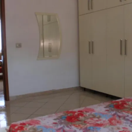 Bledi's Comfy In New Blvd / Free Parking Appartement *